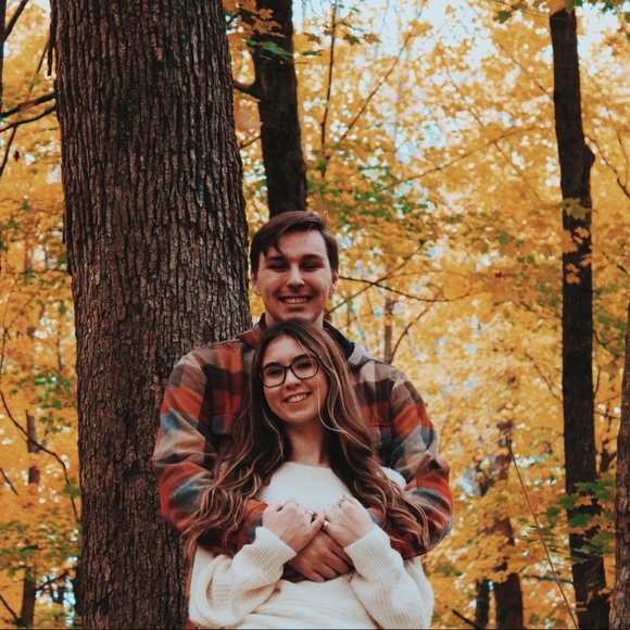 Meet your Posher, Ashley - Picture 1 of 1